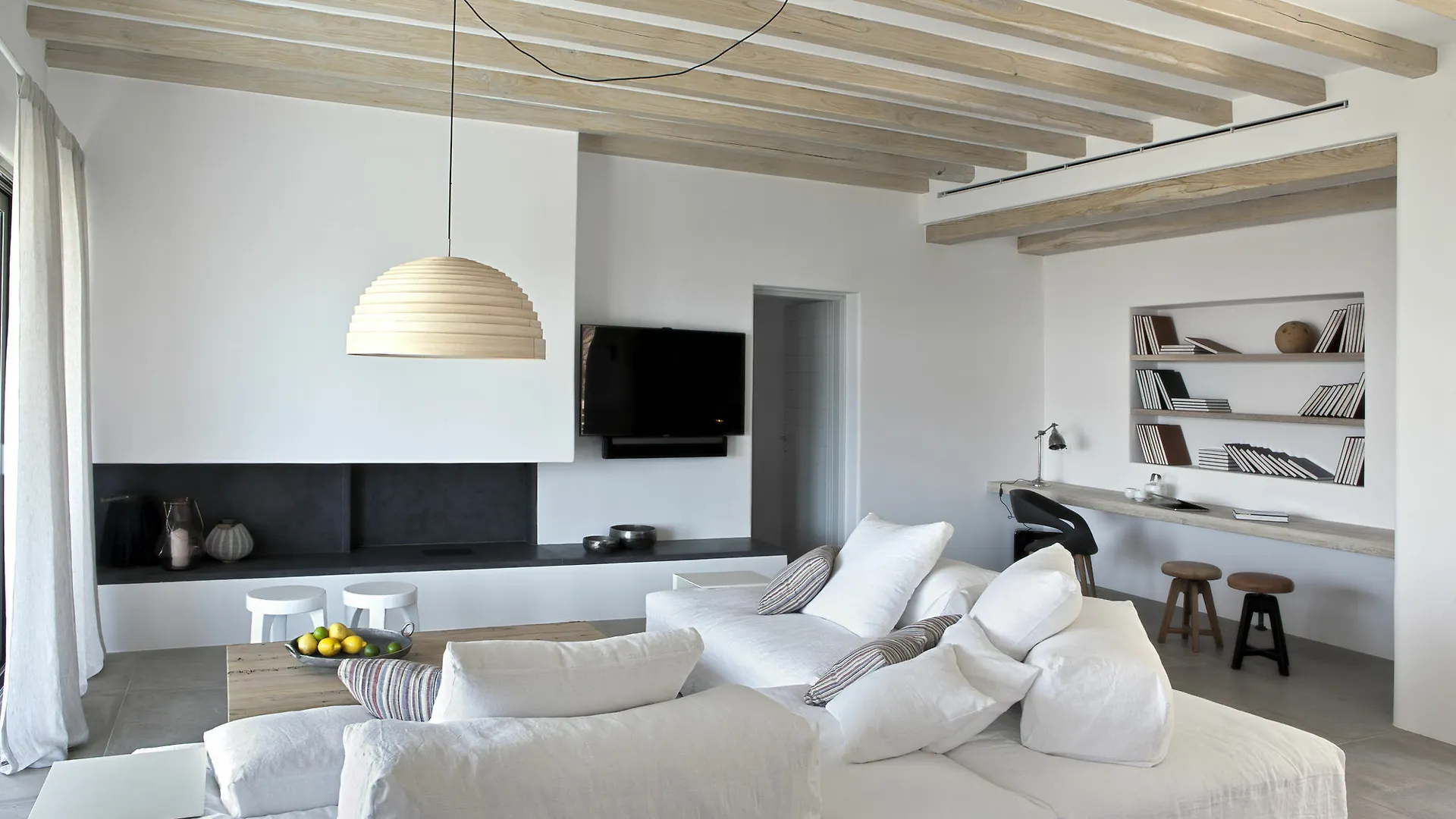 Villa Amra - Secluded Mykonos Haven With Sea Views, Heated Pool, Gym & Hammam Ftelia