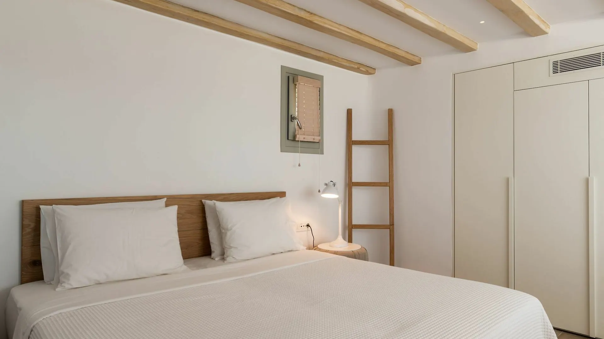 Villa Amra - Secluded Mykonos Haven With Sea Views, Heated Pool, Gym & Hammam Ftelia  0*, Ftelia (Mykonos)