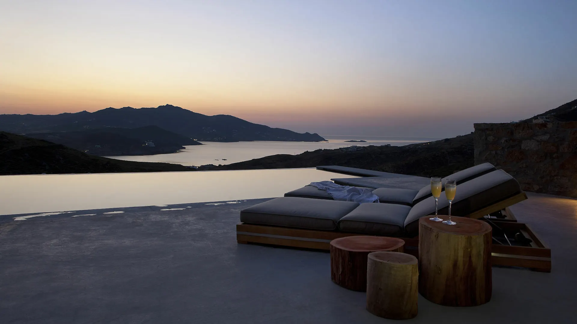 Villa Amra - Secluded Mykonos Haven With Sea Views, Heated Pool, Gym & Hammam Ftelia  Grecja