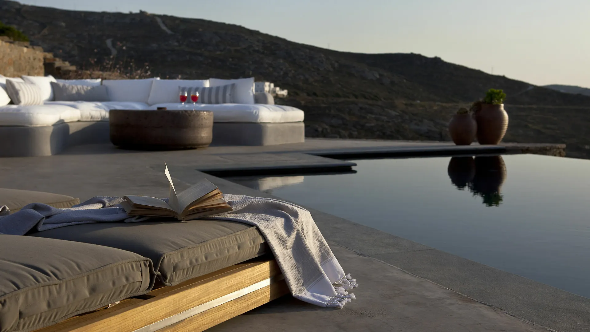 Villa Amra - Secluded Mykonos Haven With Sea Views, Heated Pool, Gym & Hammam Ftelia